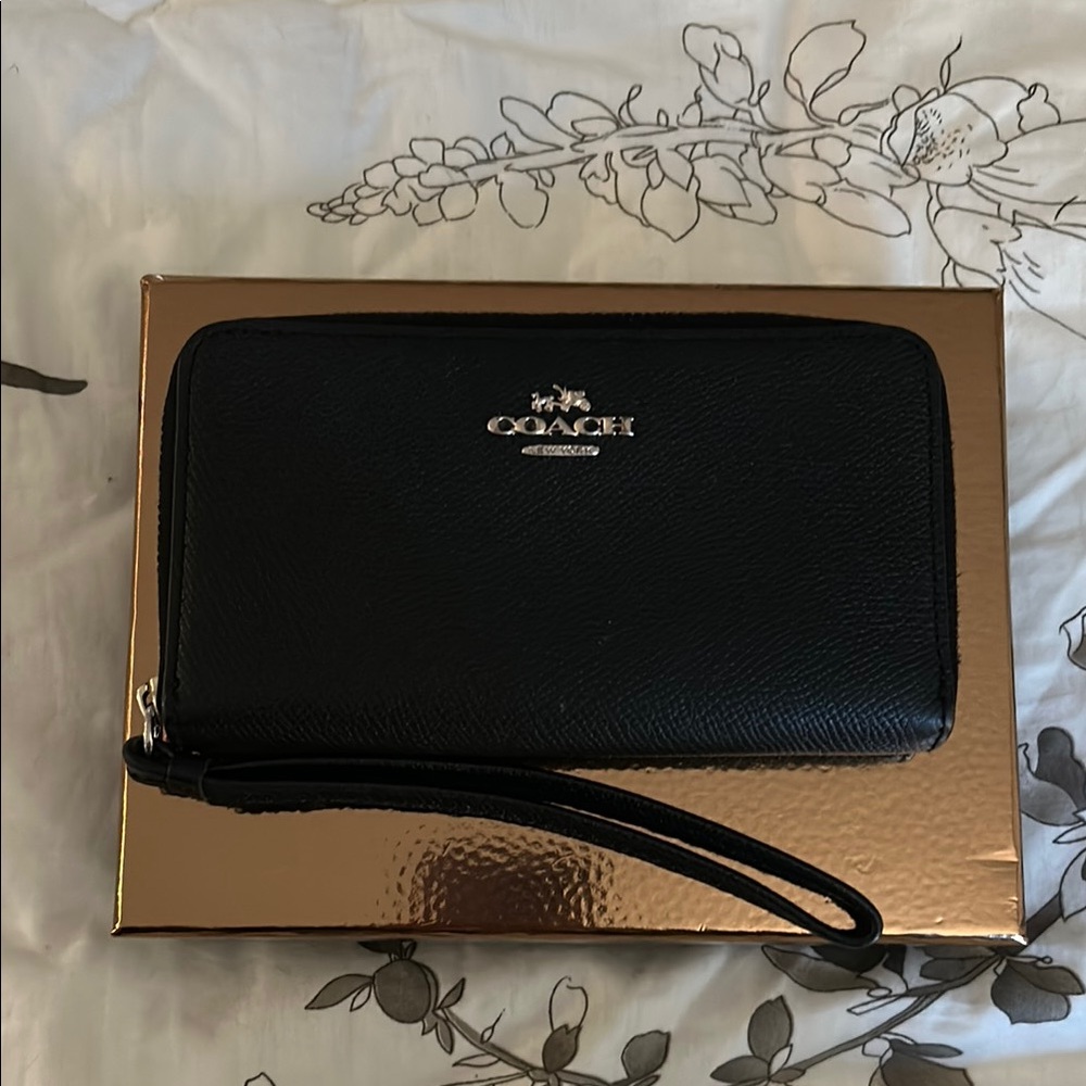 Coach Black Leather Wristlet Wallet